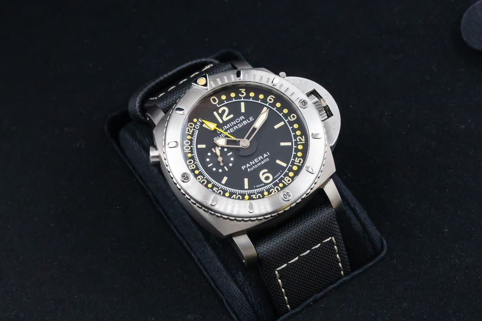 Panerai Luminor Submersible PAM00193 Image 5